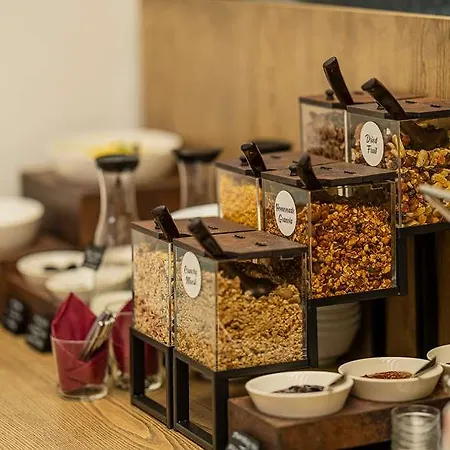 Western De Capuleti 3*